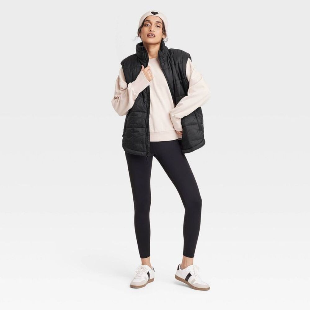 JoyLab Black Quilted Puffer Vest - Picture 3 of 3